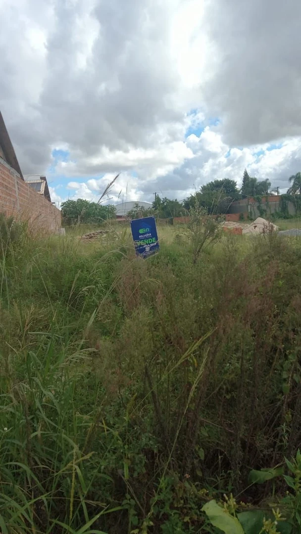 Terreno AMPLO na Avenida principal do Germani