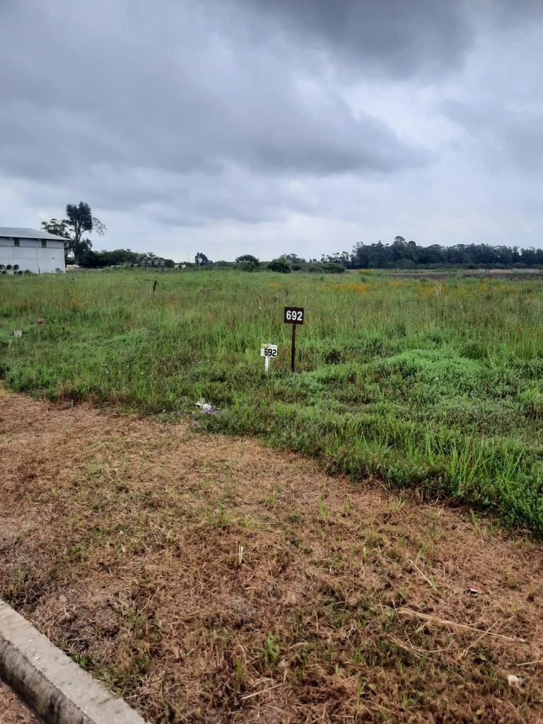Terreno na Av. no Bairro Germani