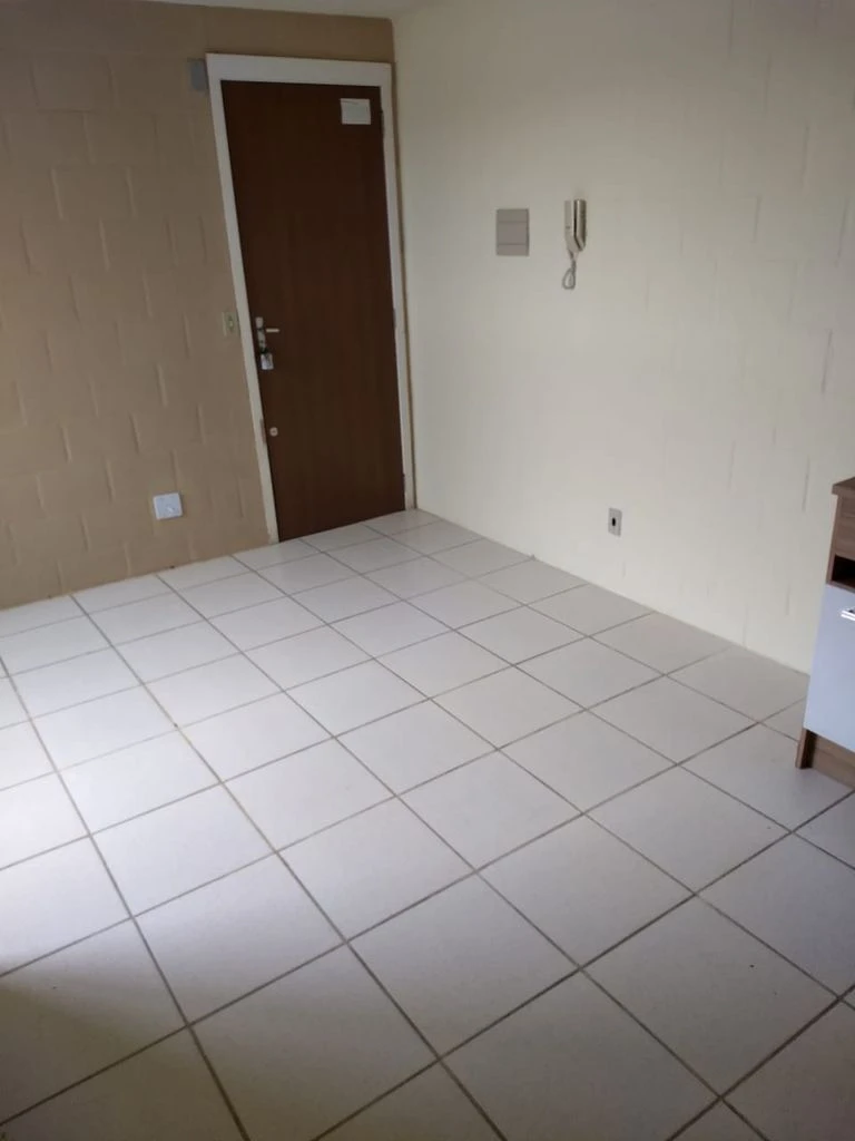 Apartamento na Av. Domingos de Almeida